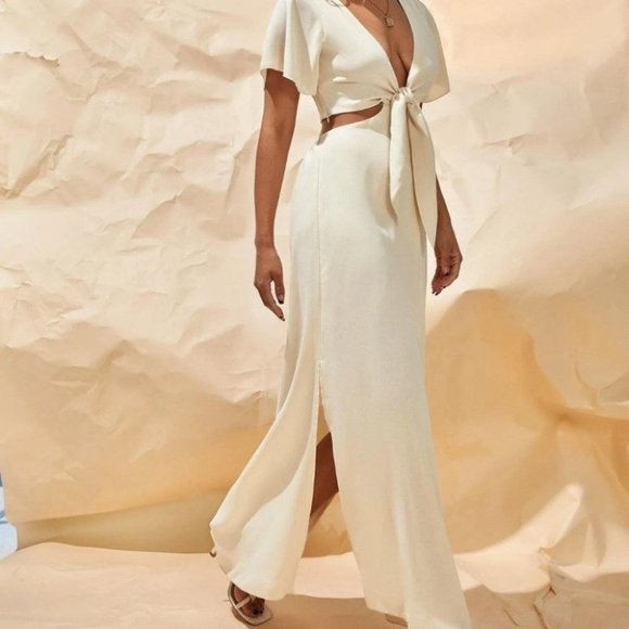 BEIGE TIE FRONT CUT OUT SPLIT HEM MAXI DRESS - Picture 10 of 14